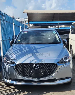 Mazda 2 2019 Silver