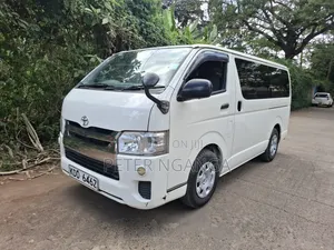 Toyota HiAce 2014 White