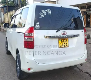 Toyota Noah 2011 White