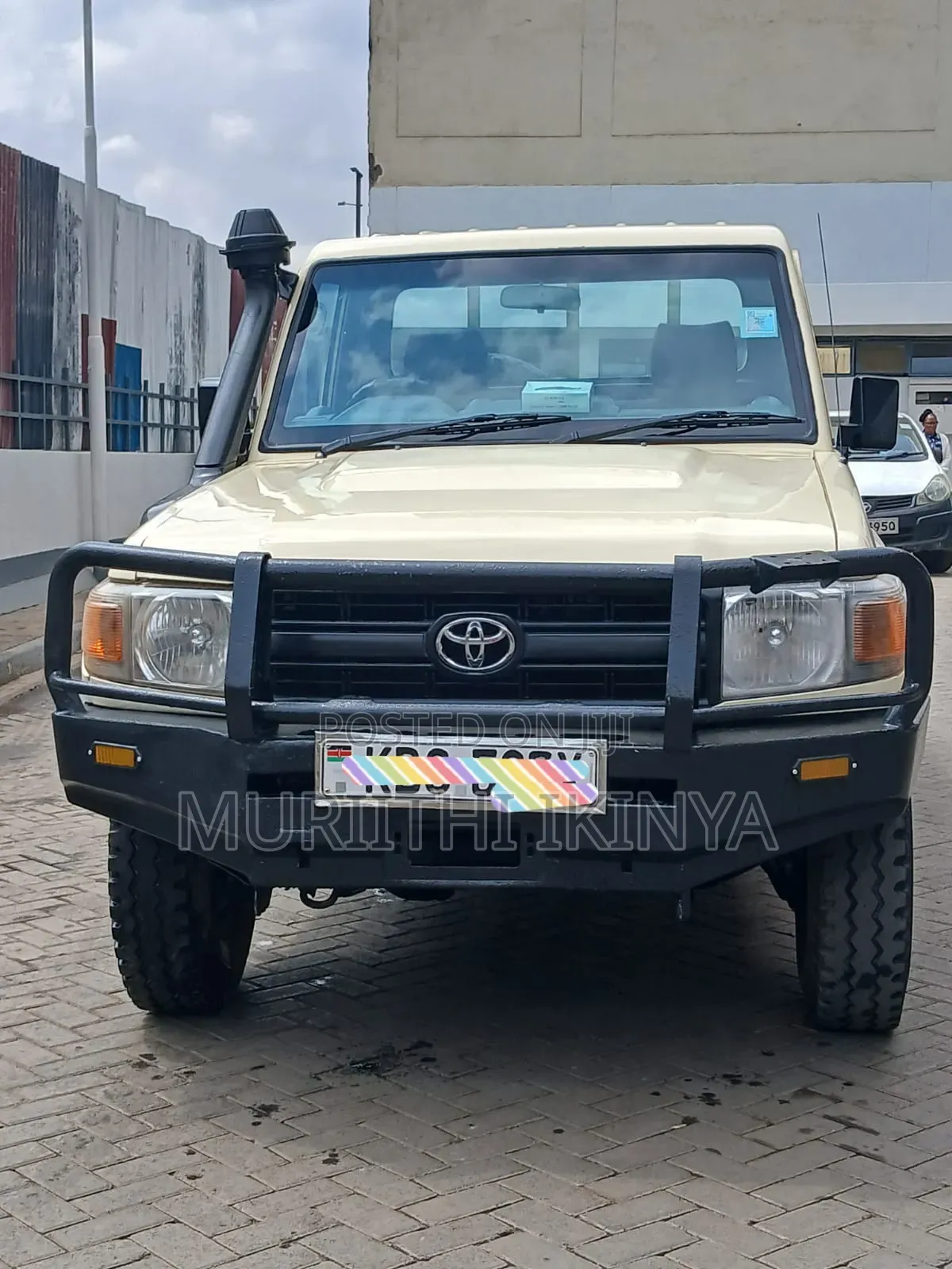 Toyota Land Cruiser 2011 Beige