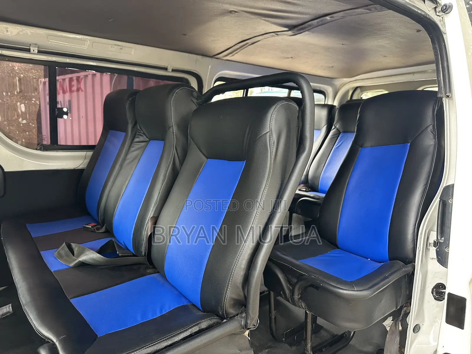 Toyota HiAce 2014 White