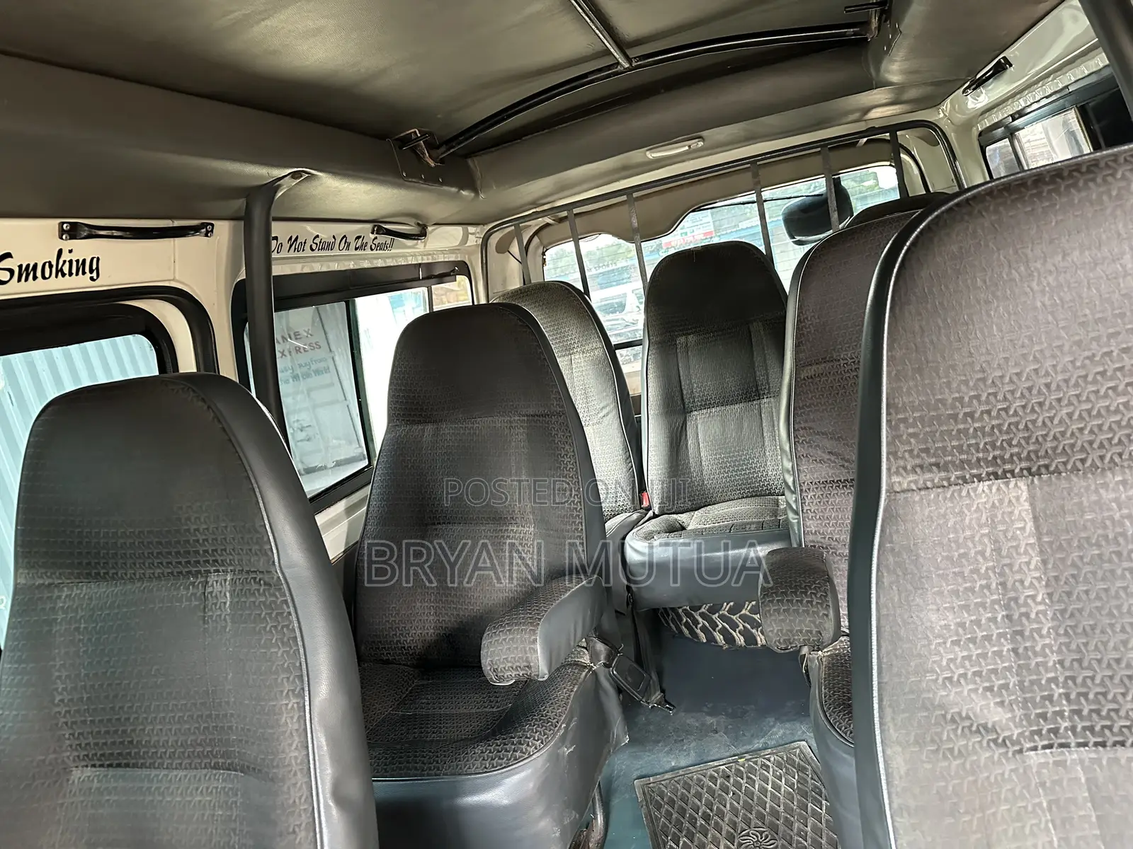 Toyota HiAce 2015 White