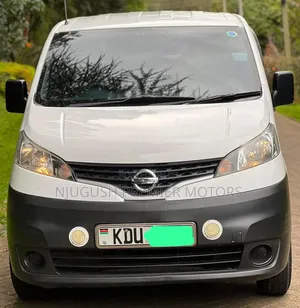 Nissan NV200 2019 White