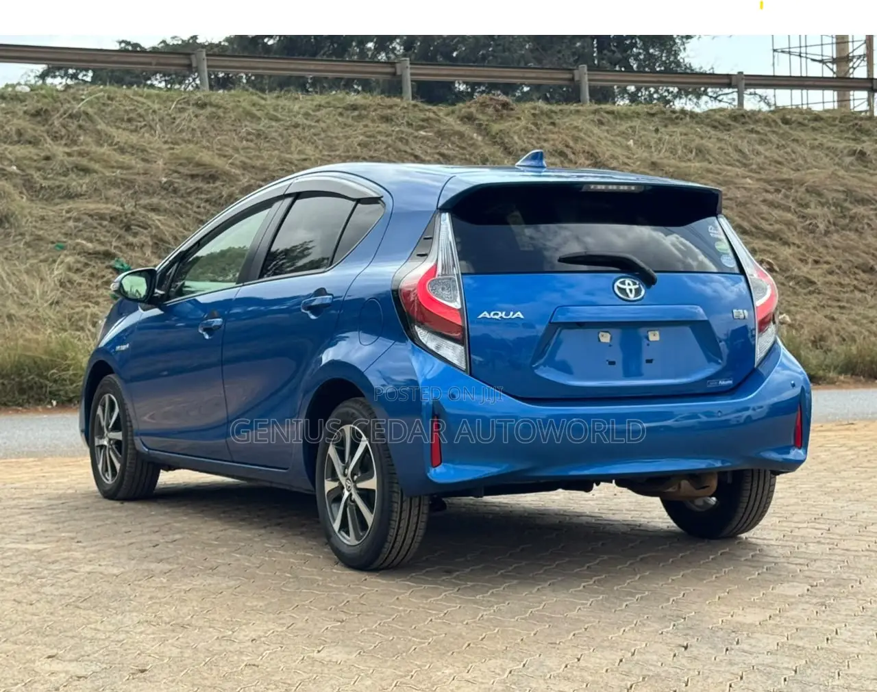Toyota Aqua 2019 Blue