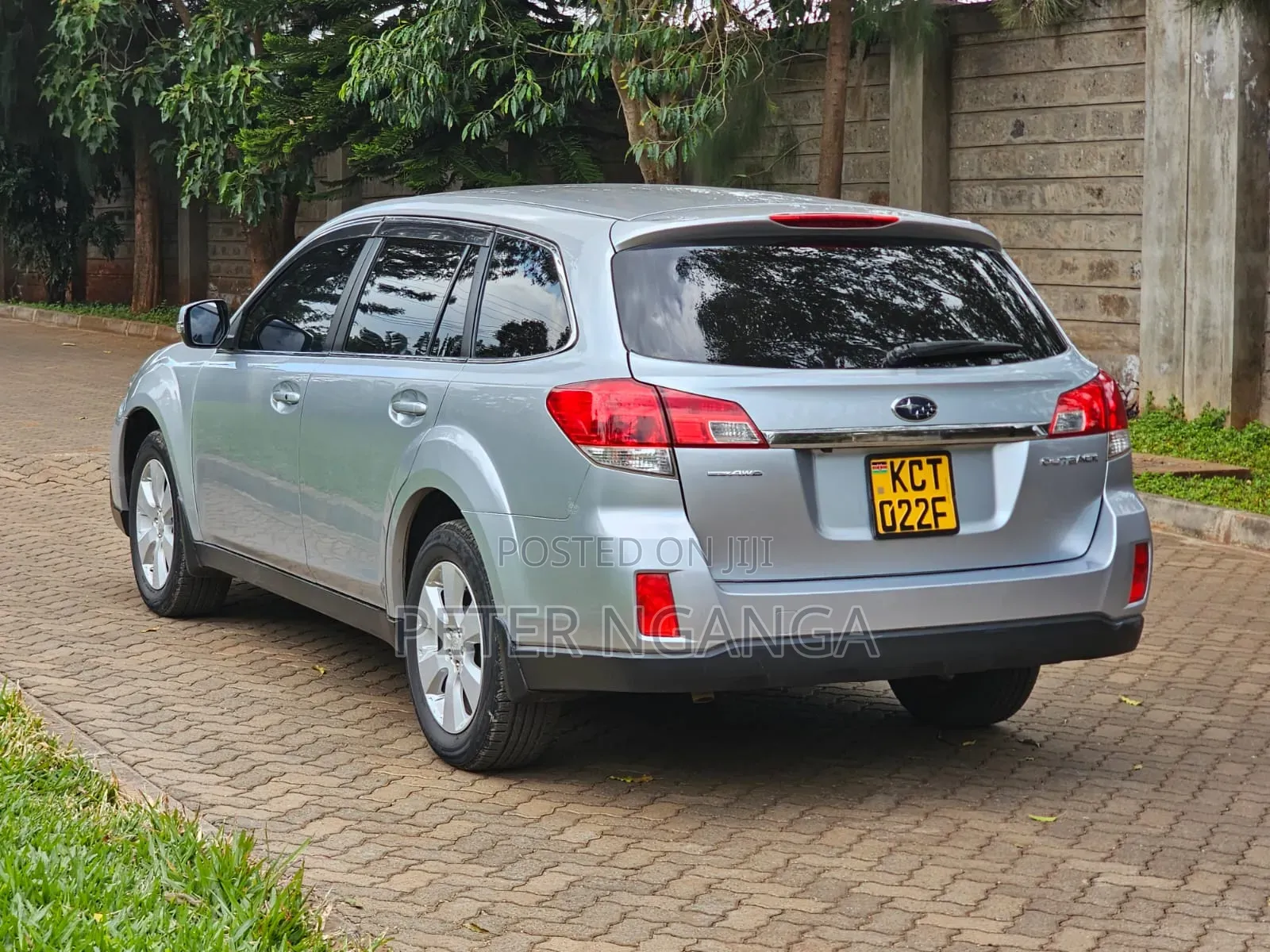 Subaru Outback 2012 Silver