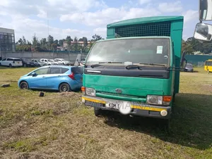 Nissan Ud 210
