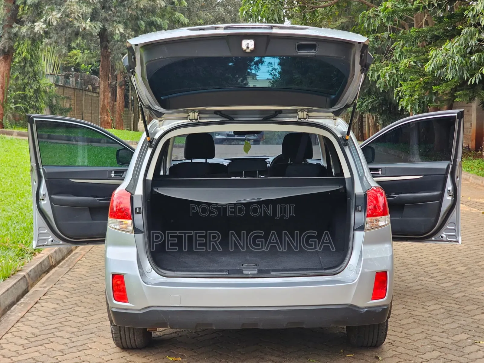Subaru Outback 2012 Silver