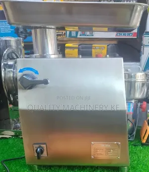 User Friendly Meat Mincer M32