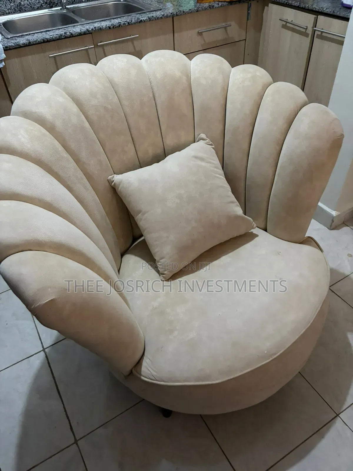 5 Seater Floral Sofa