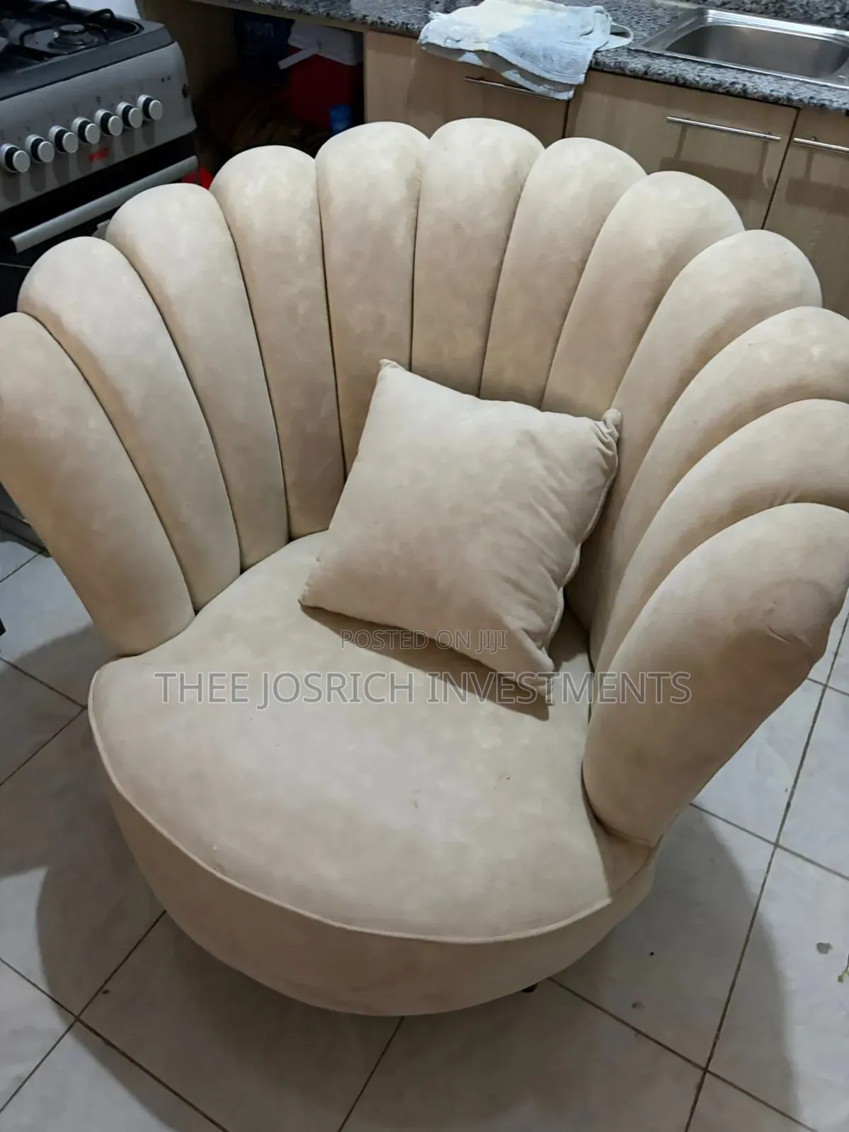 5 Seater Floral Sofa