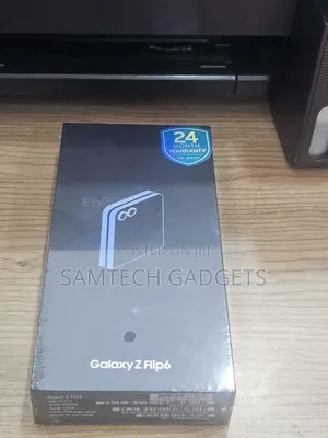 New Samsung Galaxy Z Flip6 256 GB Blue