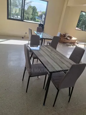 Dinning Top Glass Table