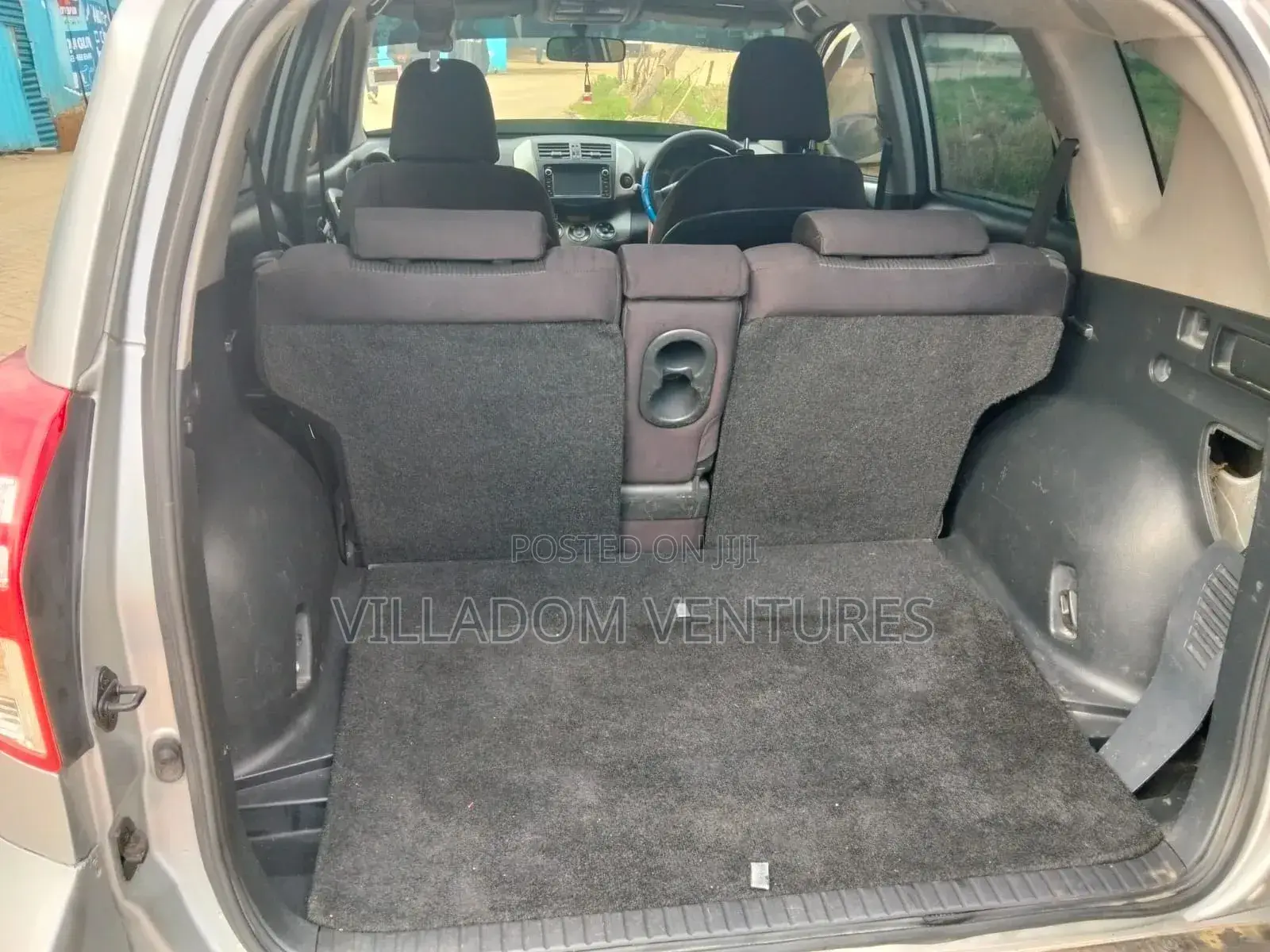 Toyota RAV4 2010 Silver