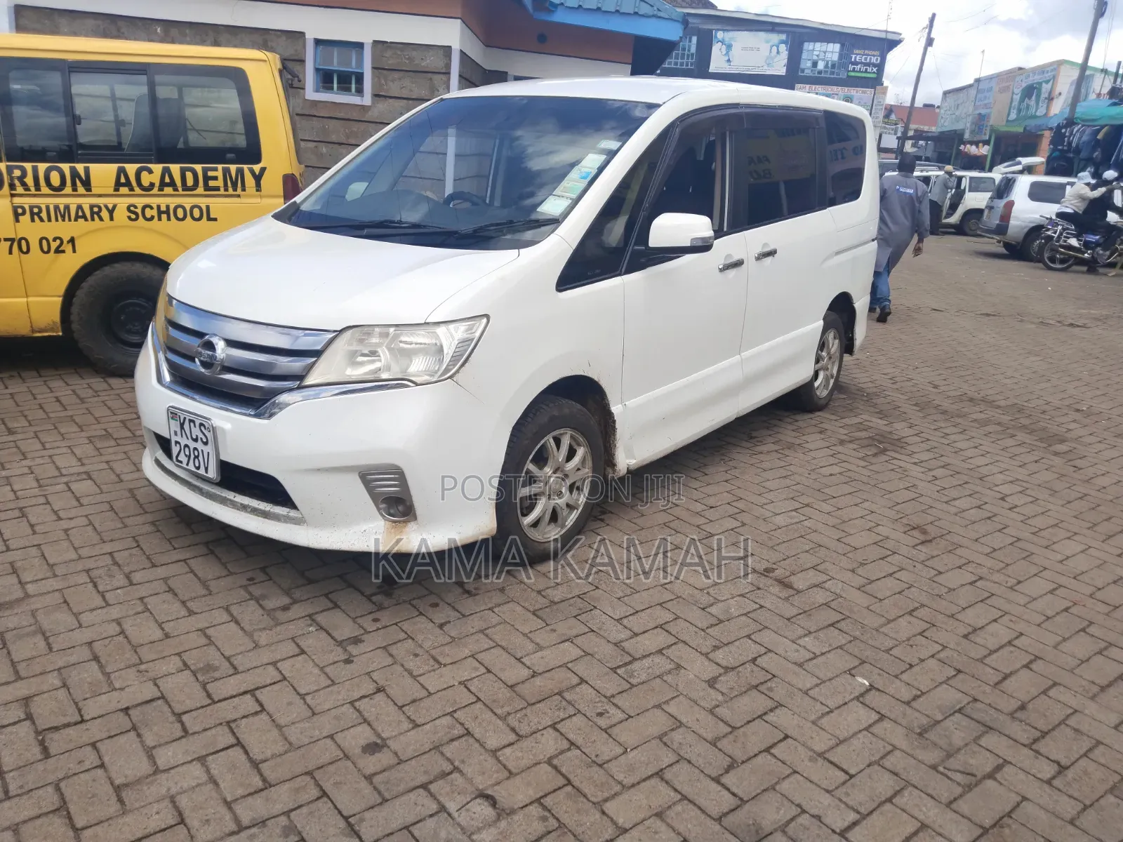 Nissan Serena 2013 White