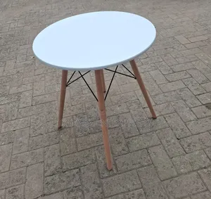 Eames Round Dining Table
