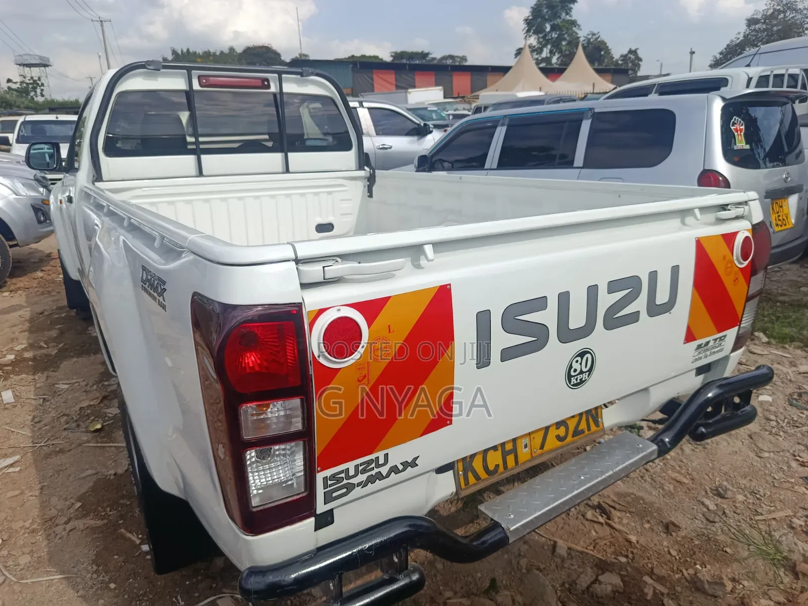 Isuzu D-MAX 2015 White
