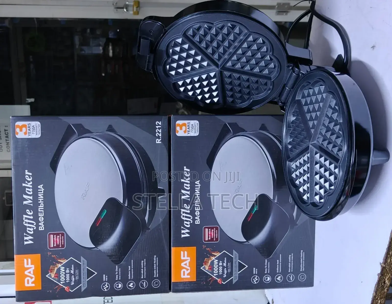 Raf Waffle Maker