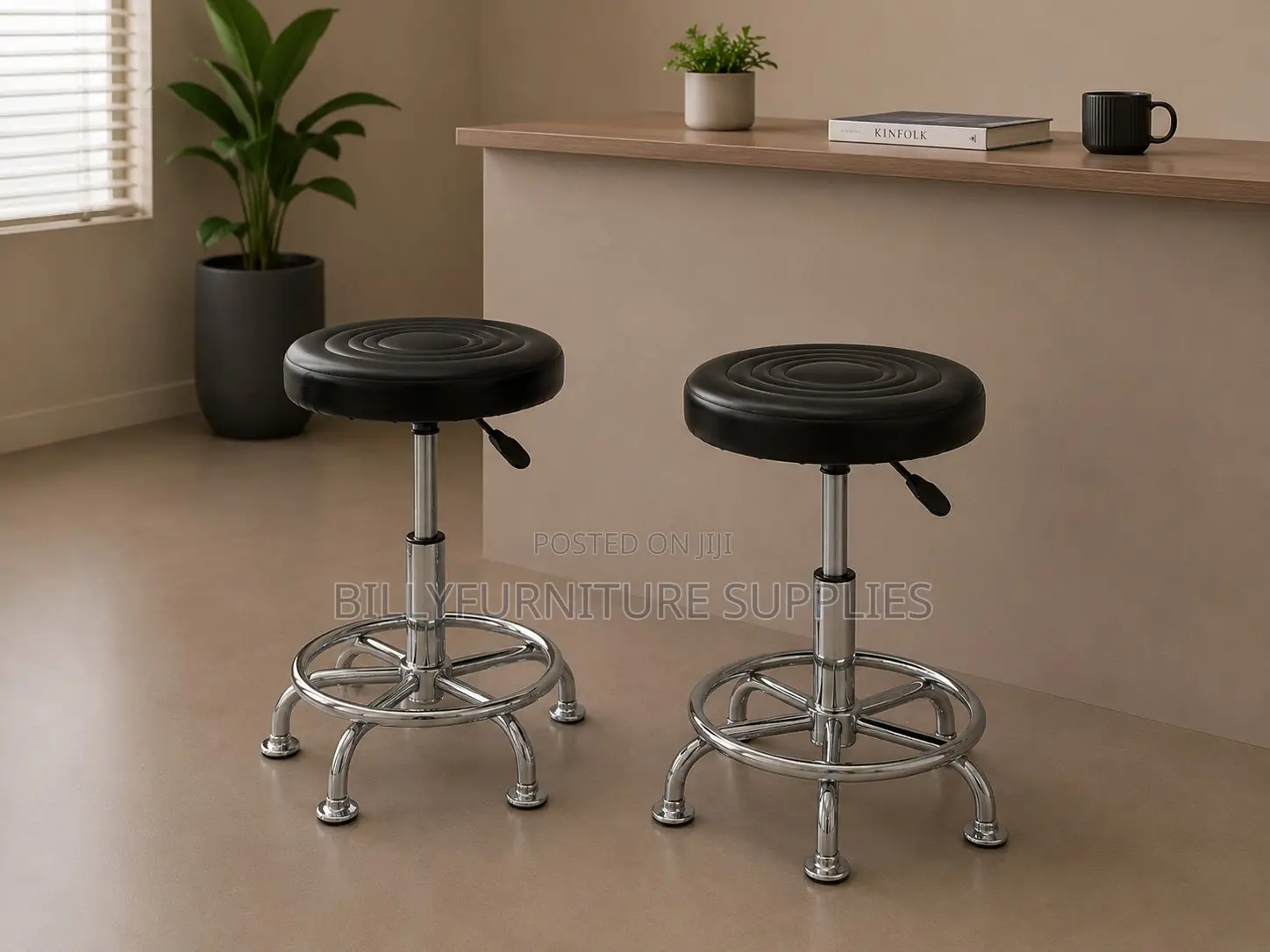 Adjustable Salon Chair