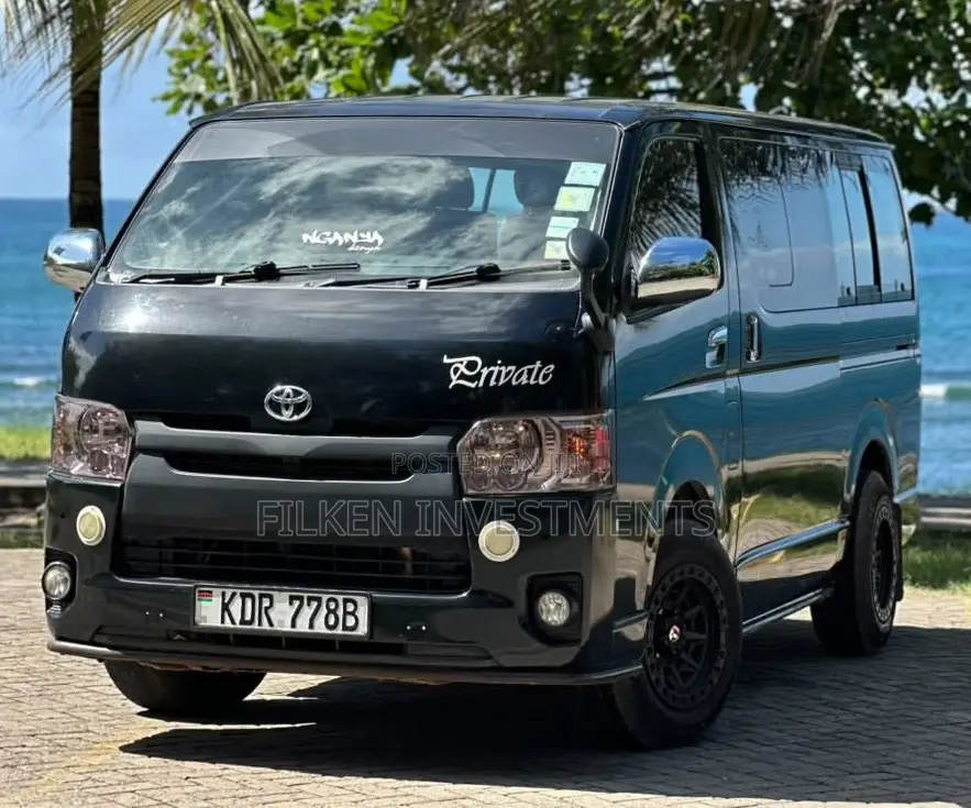 Toyota Regius 2018 Black