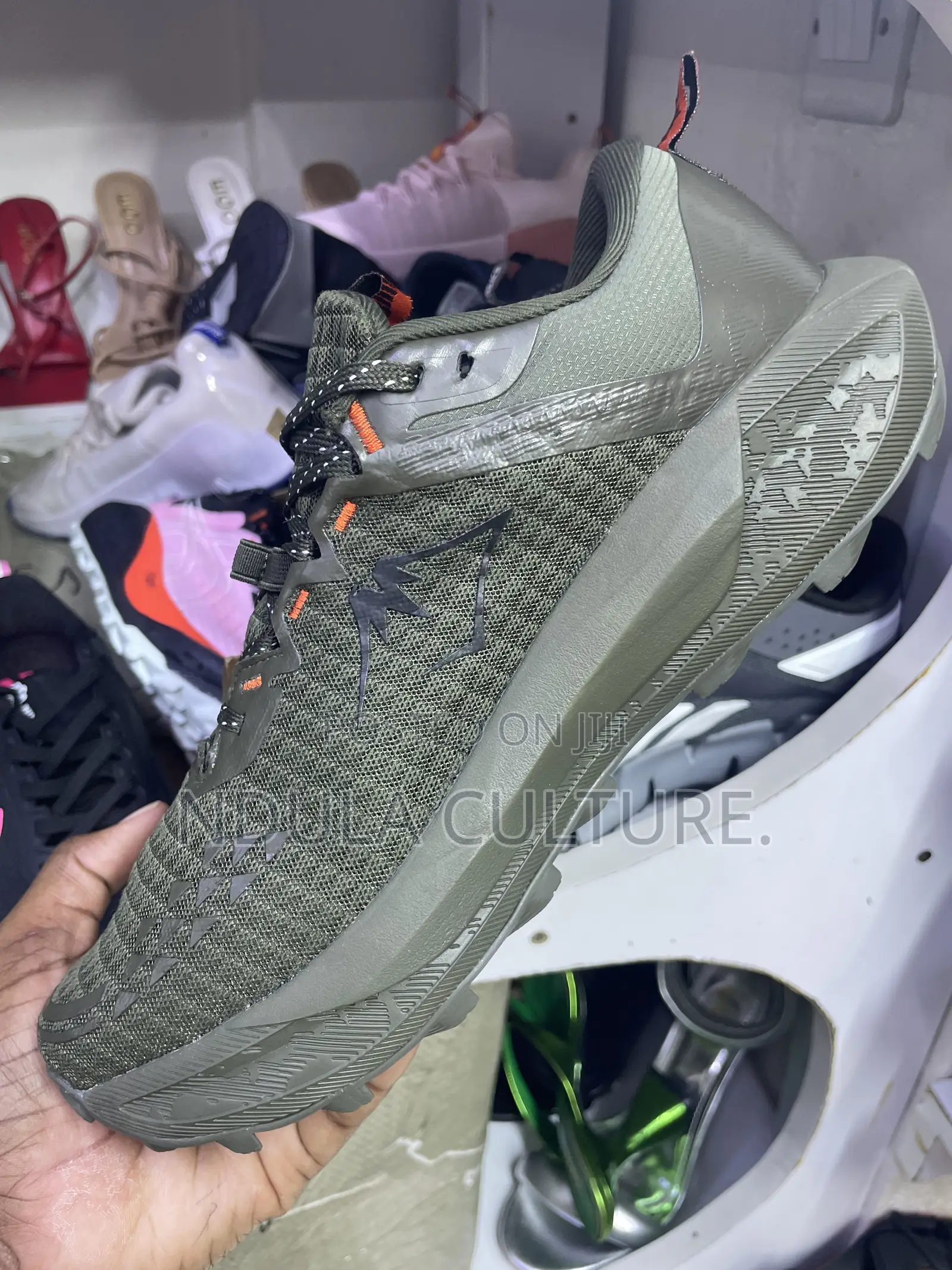 Asics Trabuco Max 4