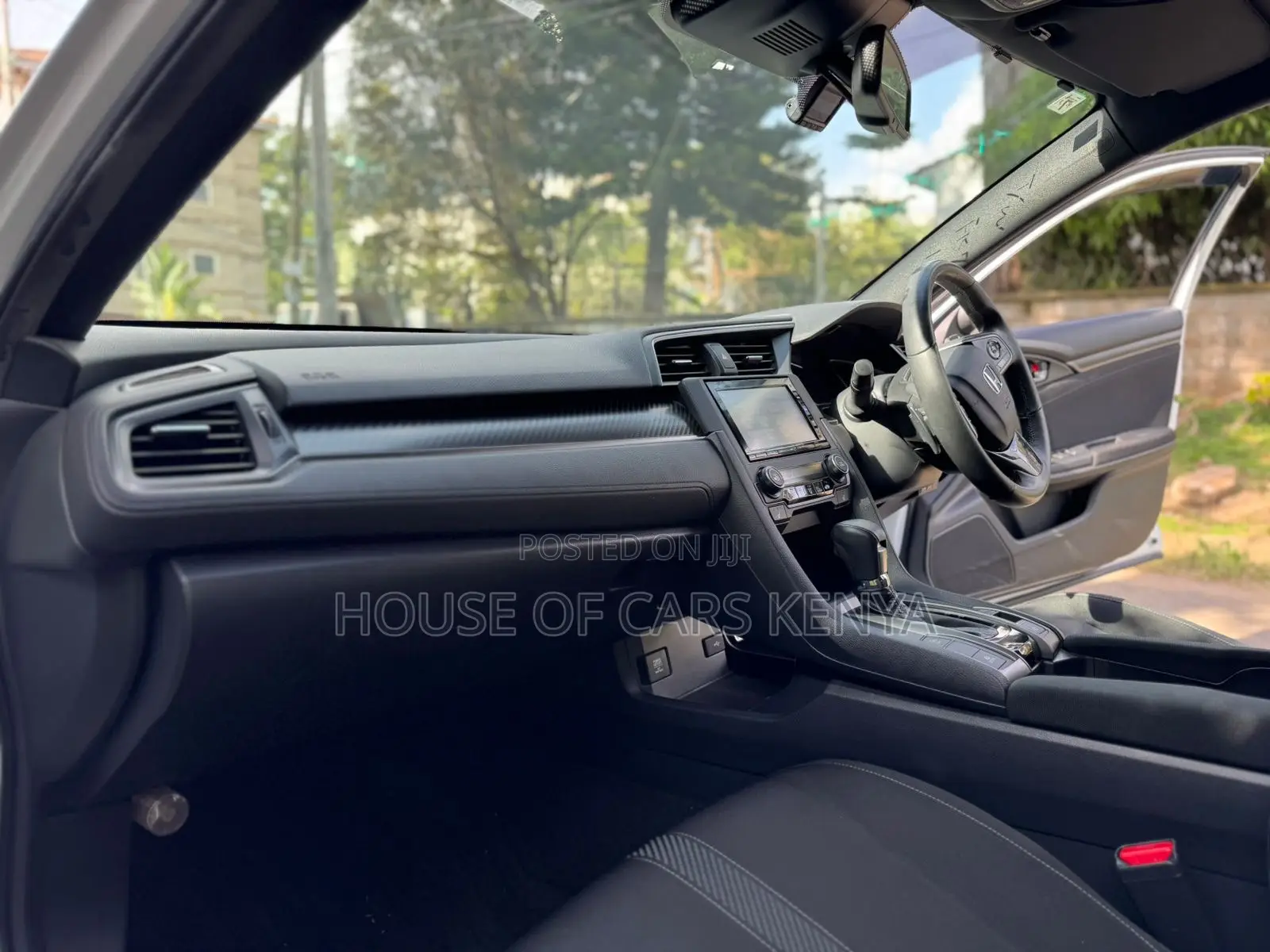 Honda Civic 2020 Pearl