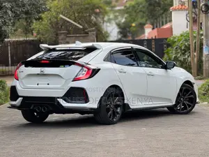 Honda Civic 2020 Pearl
