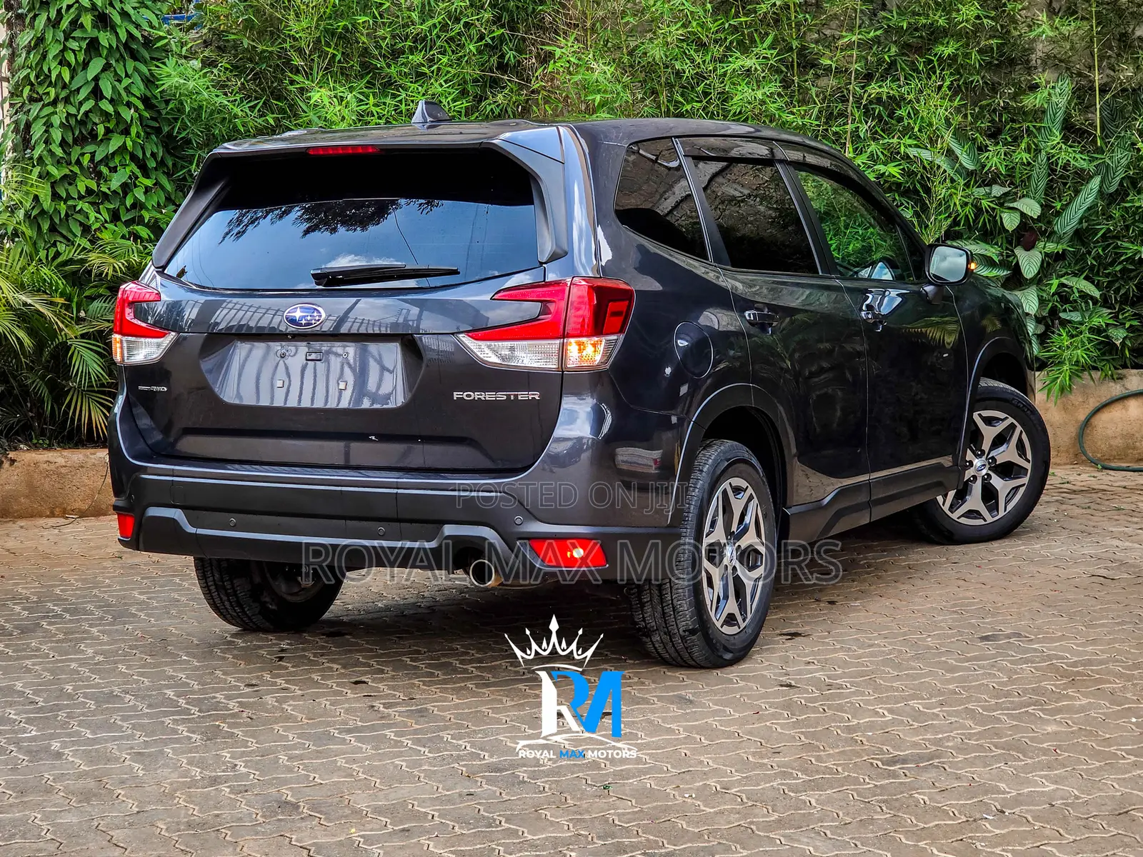 Subaru Forester 2.0XT Touring AWD 2018 Black