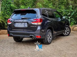Subaru Forester 2.0XT Touring AWD 2018 Black