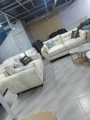5 Seater 3+2 Beige Sofa Set With Patterned Cushions