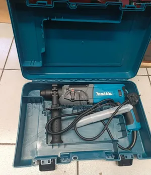 Makita Rotary Hammer 800w