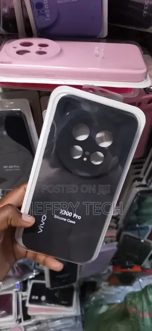 Vivo X300 Pro Black Premium Silicone Case