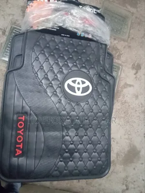 Toyota 5 Pieces Car Floor Matt's