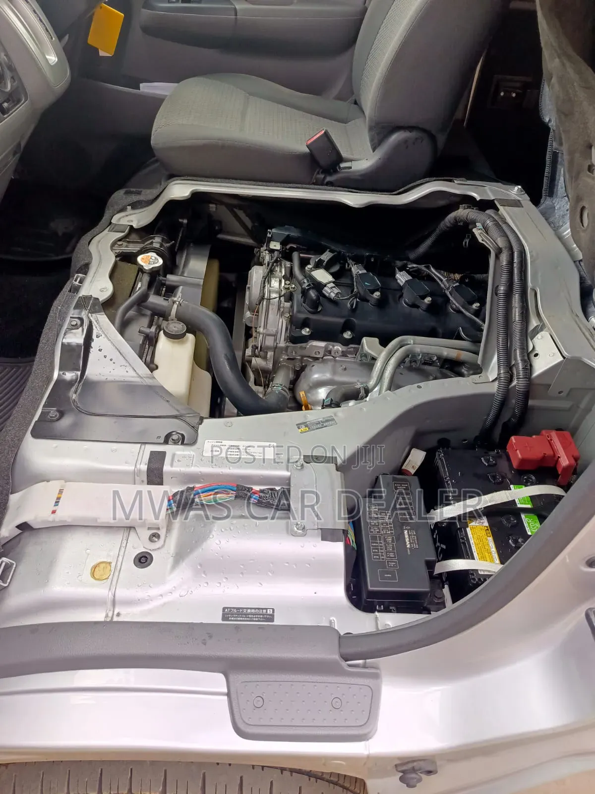 Nissan Caravan (Urvan) 2019 Silver