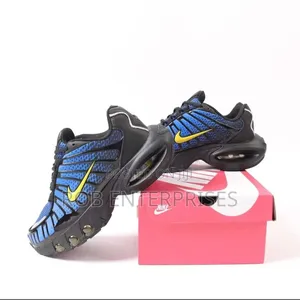 Nike Shox Sneakers
