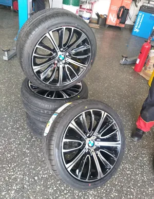 Size 19 BMW Rims Complete With New Tyres.
