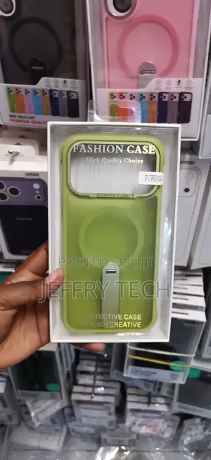 iPhone 17 Pro Max Olive Green "Fashion Case