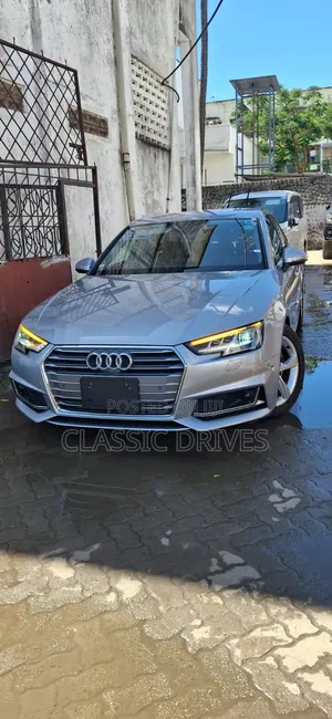Audi A4 2019 Silver