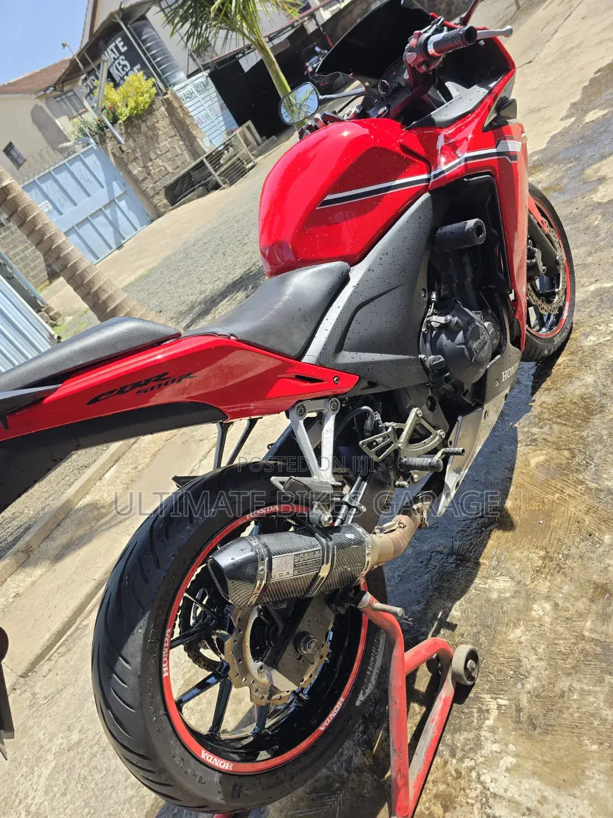 Honda CBR 2012 Red