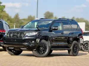 Toyota Land Cruiser Prado 2.7 2021 Black