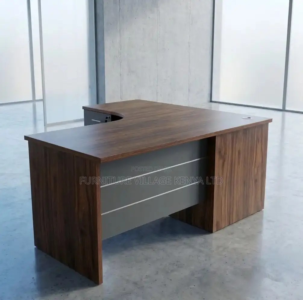 4.593ft L-Shaped Office Desk