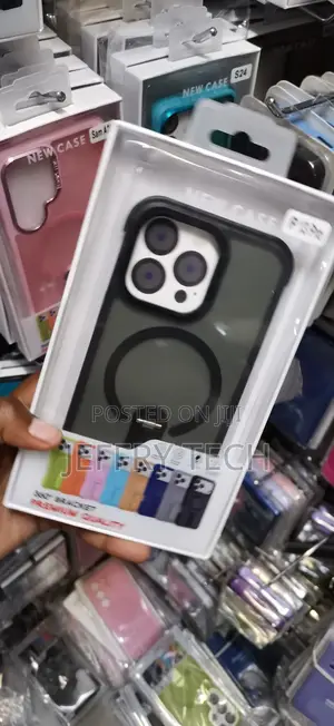iPhone13 Pro Built-in Magnetic Array Supports Seamless Charging Case