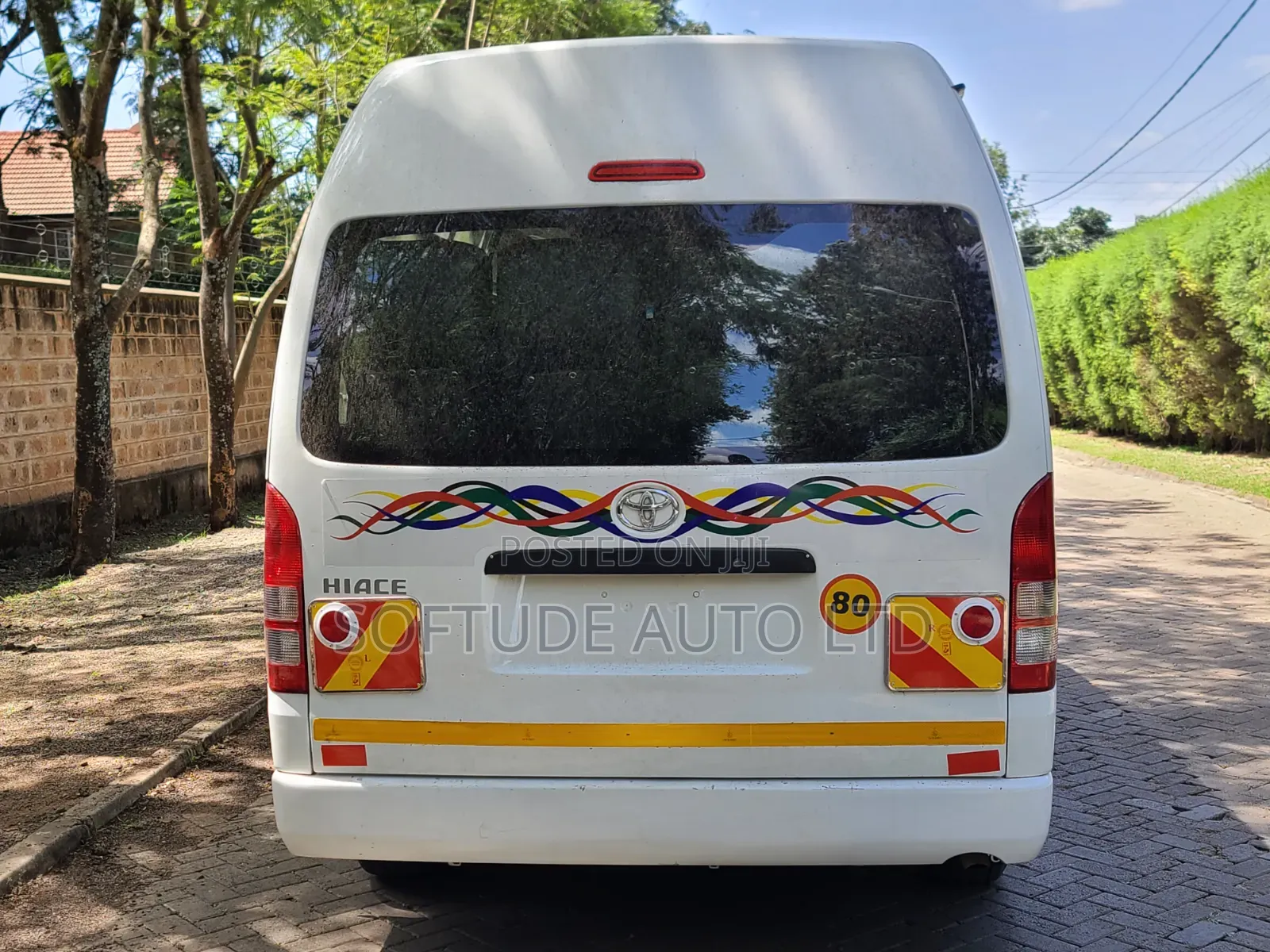 Toyota HiAce 2021 White