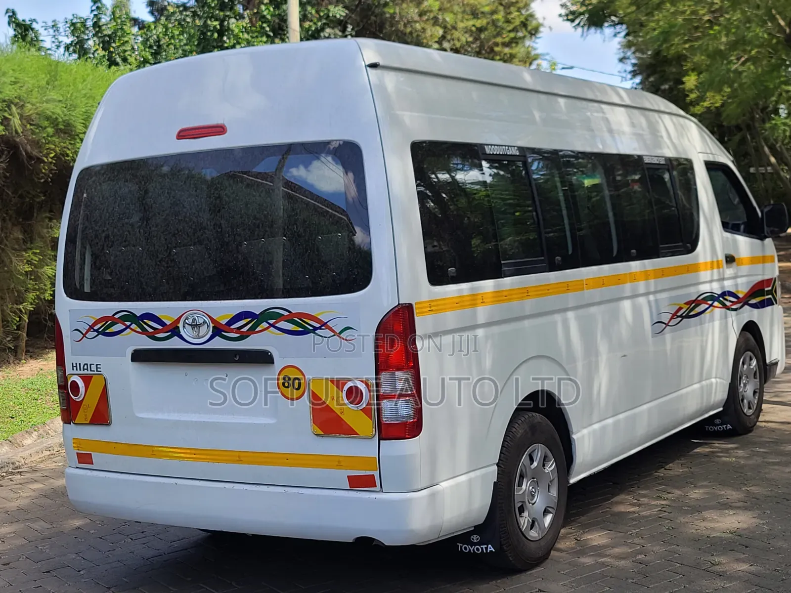 Toyota HiAce 2021 White