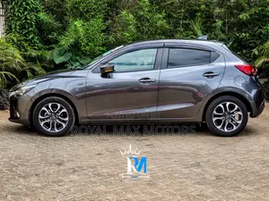 Mazda Demio 2019 Gray