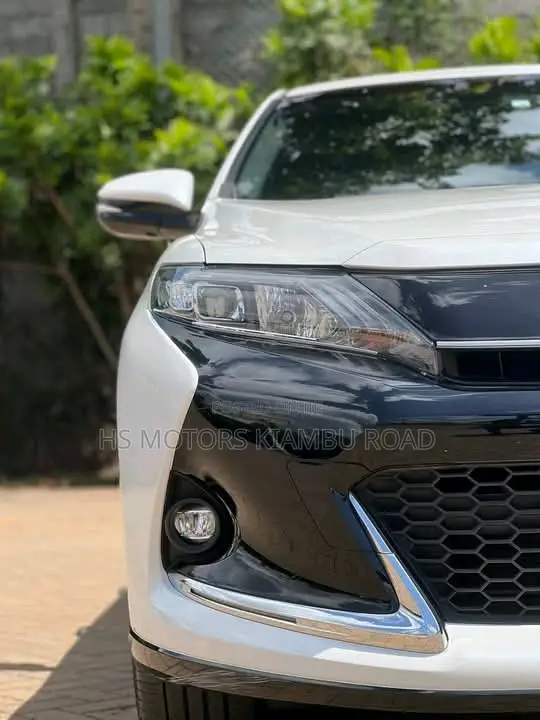 Toyota Harrier 2020 White