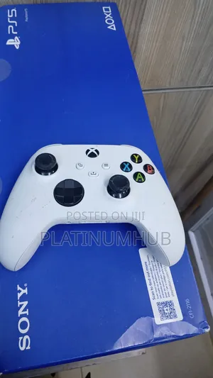 Series X/S White Preowned Gamepad