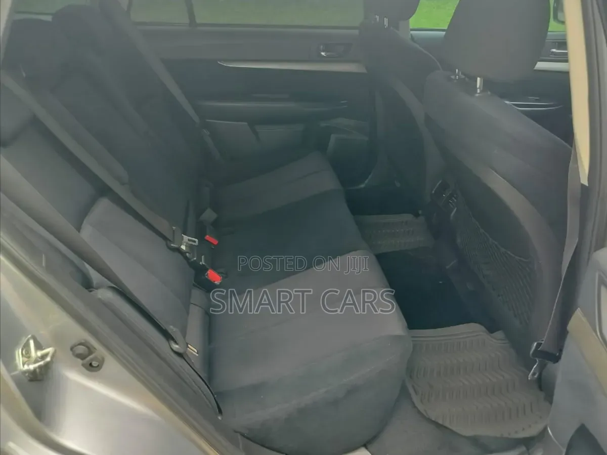 Subaru Outback 2011 Silver