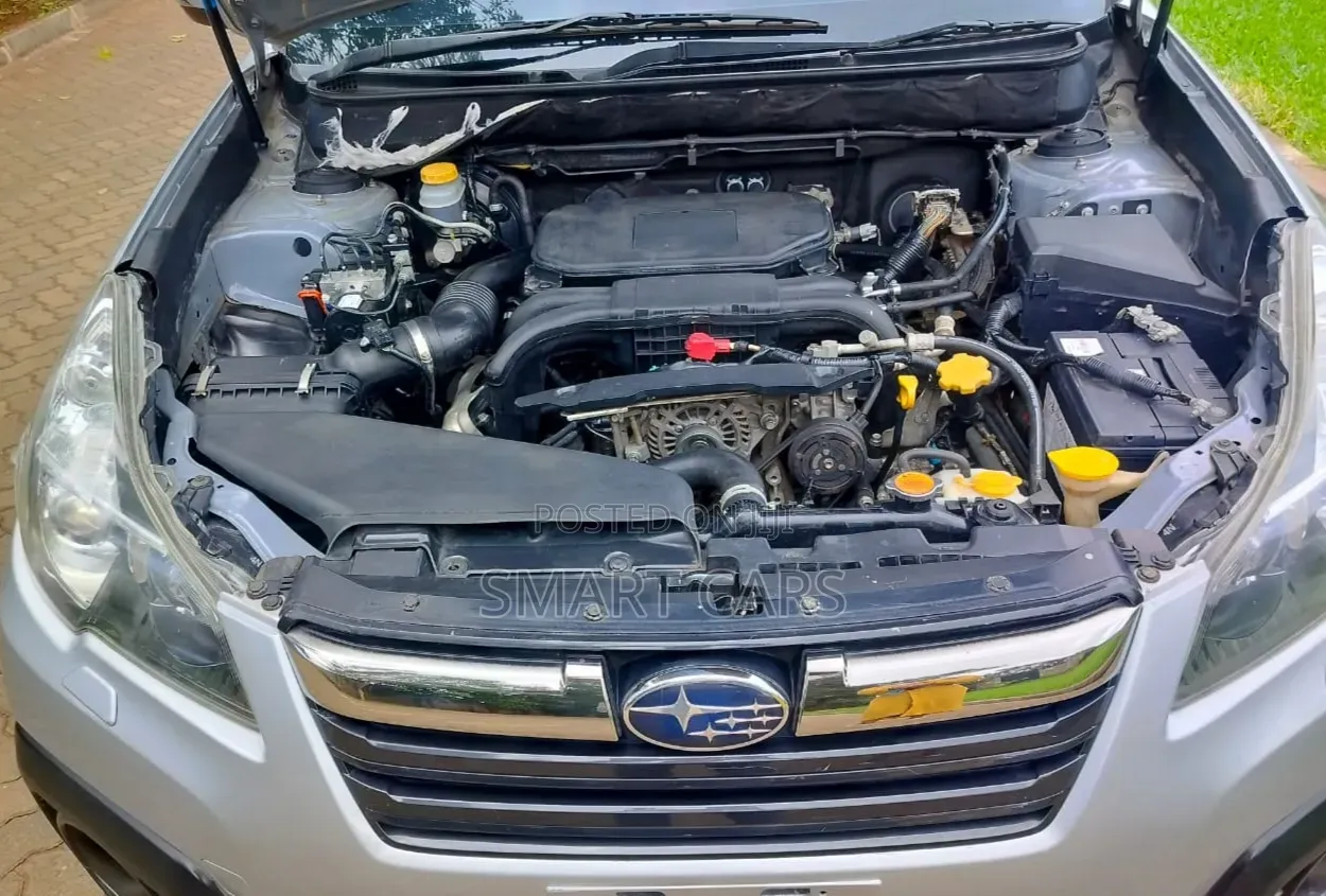 Subaru Outback 2011 Silver