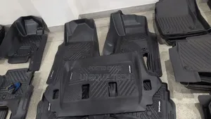 Toyota Fortuner 5d Floor Mats