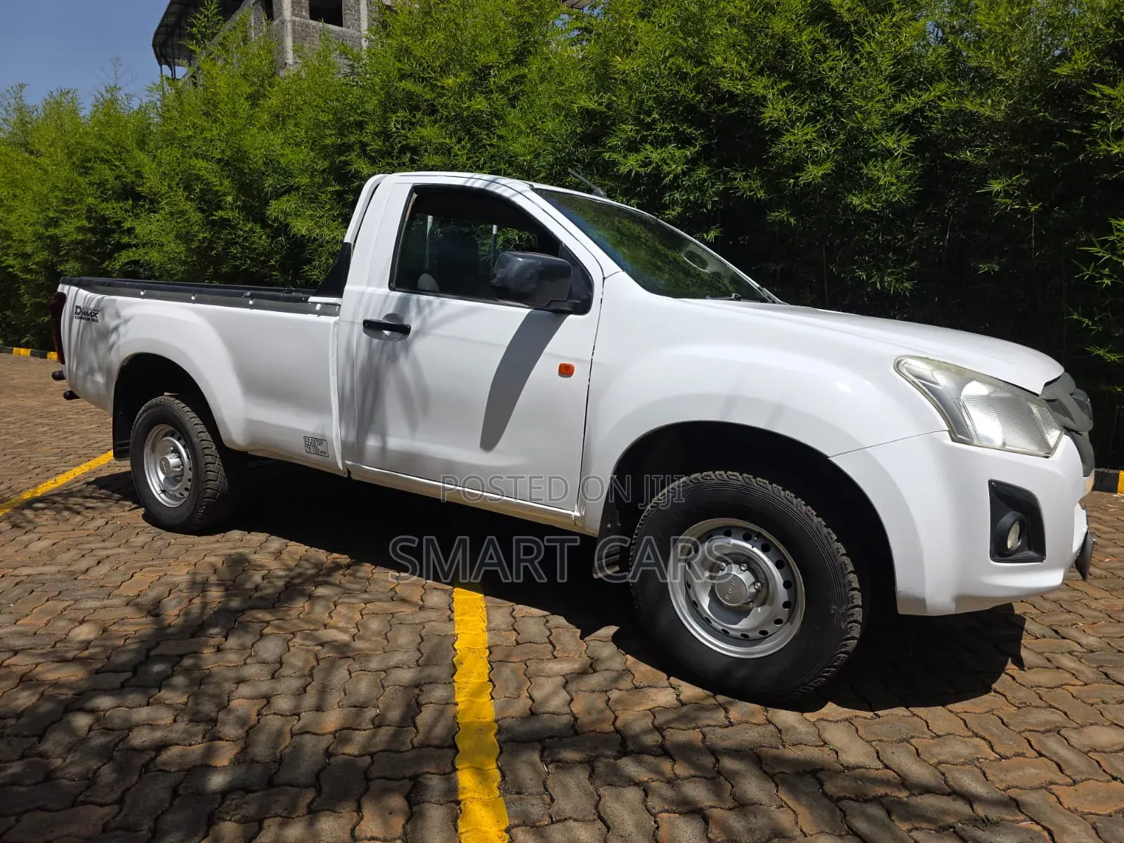 Isuzu D-MAX 2017 White